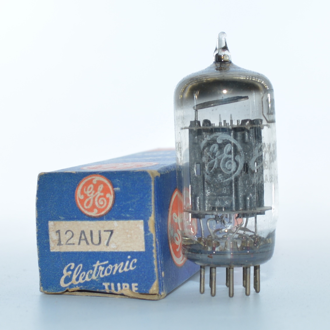 MATCHED PAIR 6189W/E82CC SYLVANIA NOS Tube Röhre Lampe Valve Valvula
